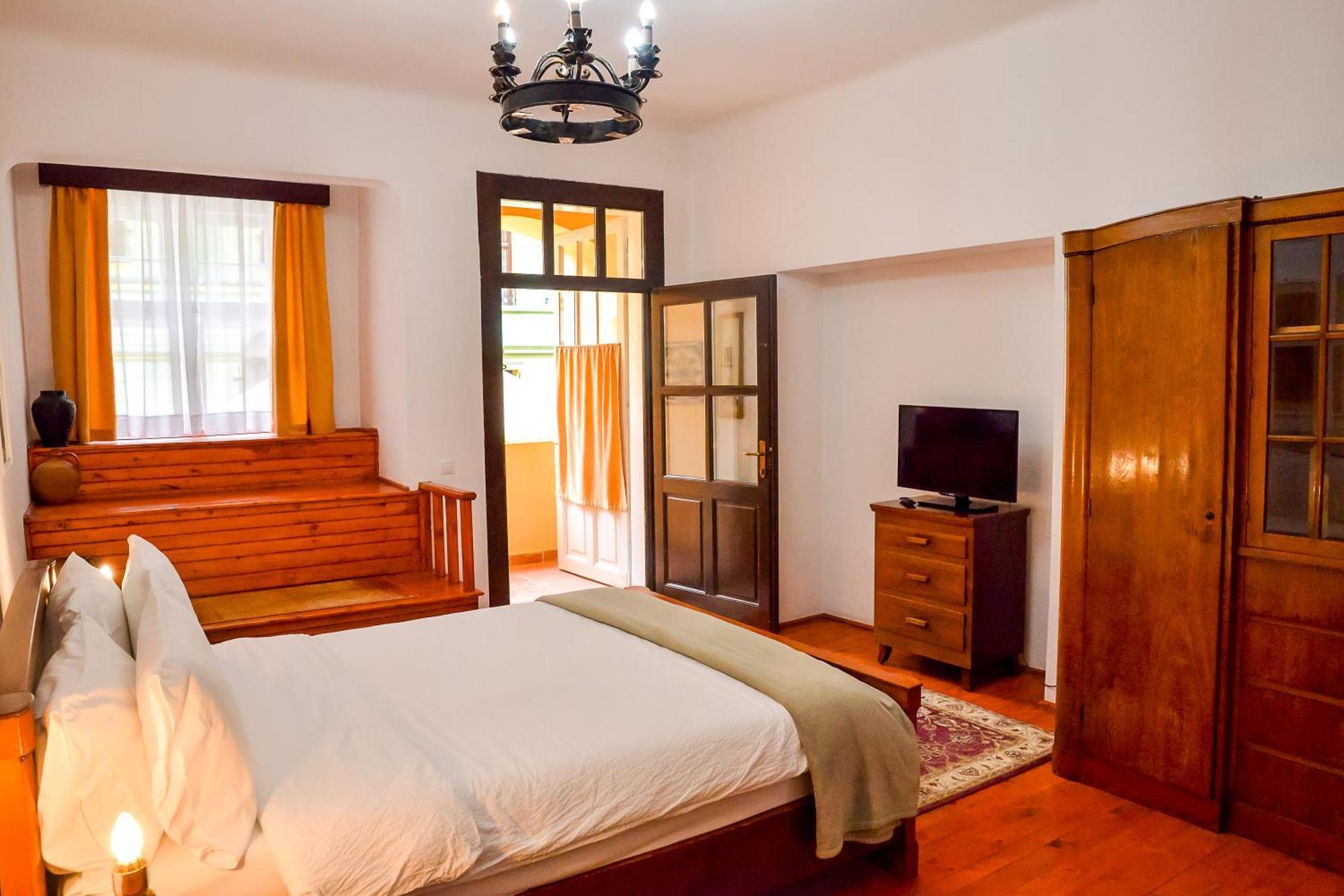 An Der Holztreppe Apartment Sighisoara Ngoại thất bức ảnh